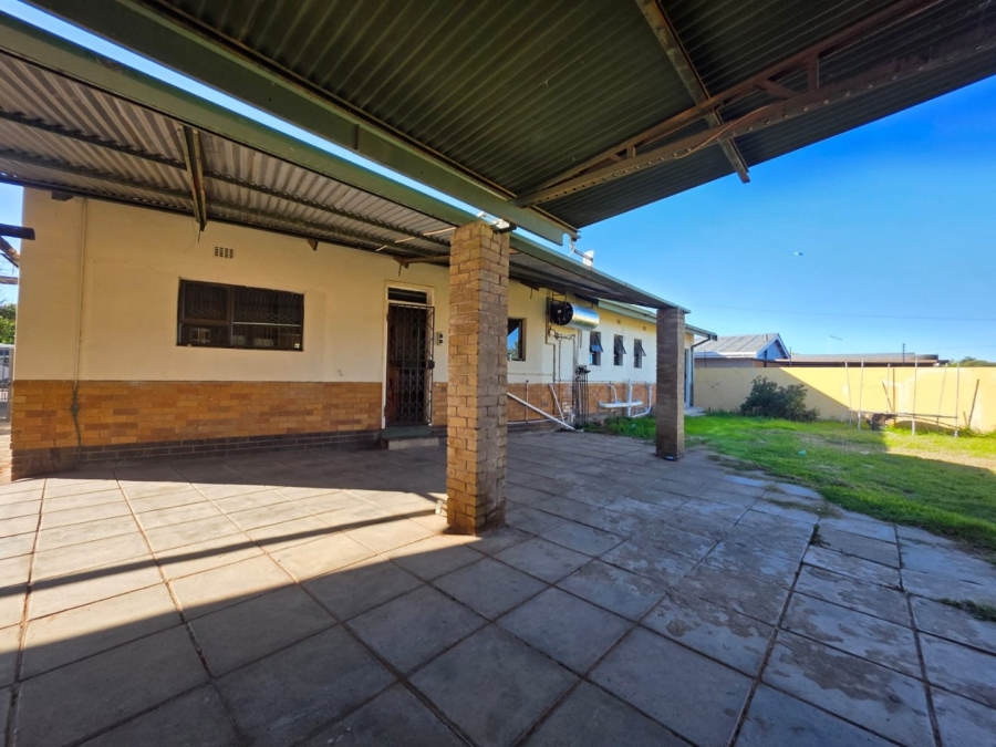 3 Bedroom Property for Sale in Verwoerdpark Northern Cape